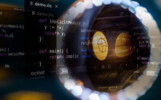 靖边 api php源码,下载的php源码怎么运行呢？
